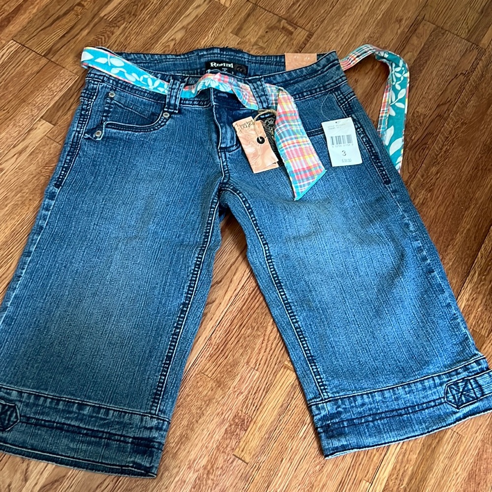 Rewind, cargo shorts size 3 juniors got a cute new with tags